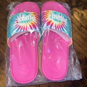 Puma. Check out these kids pumas. 😍💕 I love the look of these. ✨